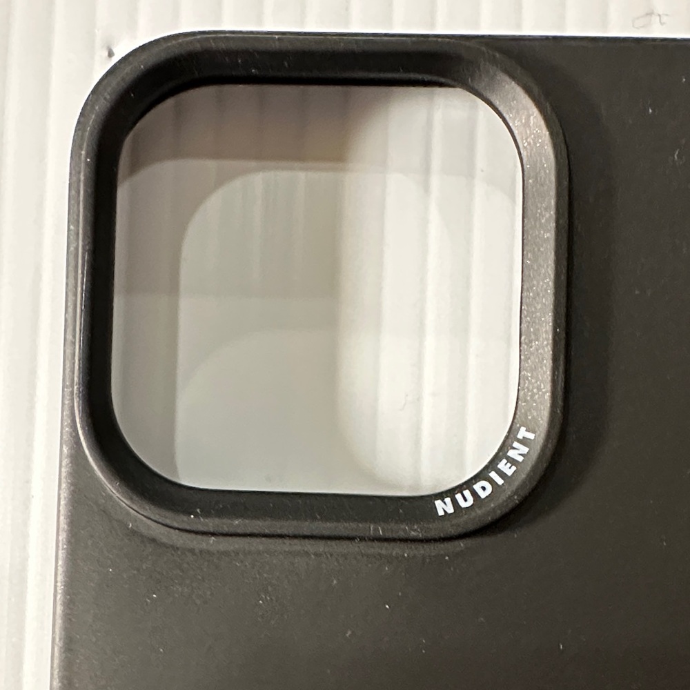 NWOT Nudient iPhone 16 Pro Max Thin Case in Black Ink